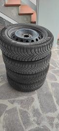 Gomme termiche e cerchi Renault Clio IV 185/65 R15