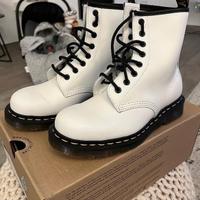 Scarpe donna DrMartens