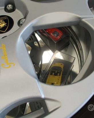 Tavolino a tema Lamborghini
