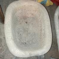 lavello in pietra antico