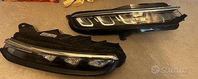 (2 o 1) Fanali anteriori a LED (CITROEN C3)