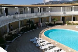 Appartamento con piscina 14/21 agosto