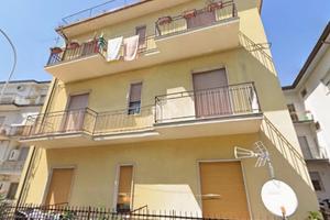 3 LOCALI A MONTESARCHIO