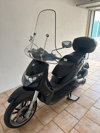 Piaggio Beverly 400