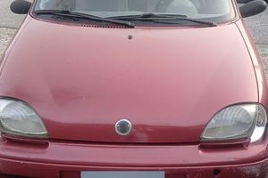 Automobile  fiat seicento