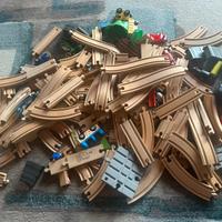 Set 133 pezzi ferrovia in legno
