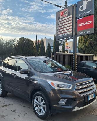 Ford Kuga 1.5 TDCI 120 CV S&S 2WD ST-Line Business