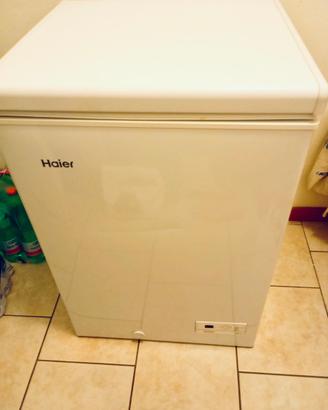 Congelatore a pozzetto Haier HCE103F 100 L