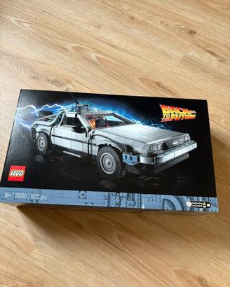 LEGO 10300 – Back to the Future Time Machine
