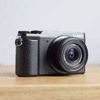 Kit Fotocamera Mirrorless Lumix DMC-GX80 GX85