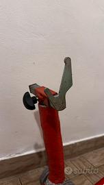 Cavalletto posteriore moto