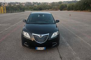 Lancia Ypsilon 1.2 69 CV 5 porte GPL Ecochic Elefa