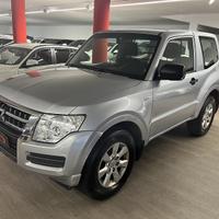 Mitsubishi Pajero 3.2 DI-D 16V Instyle DPF