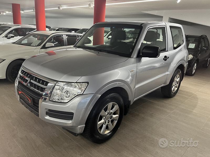 MITSUBISHI Pajero (2006-2009)