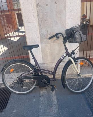 BICI  B-TWIN QUASI NUOVA -   A solo 150 euro