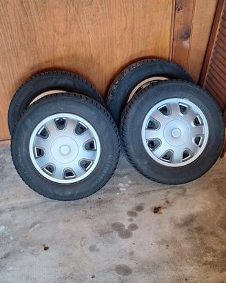 cerchi con gomme 4 stagioni 