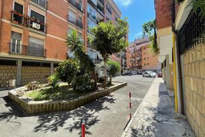2 LOCALI A ROMA
