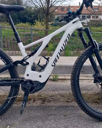E-Bike Specialized turbo levo comp 2019.