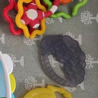 Chicco massaggiagengive + gioco anello