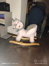 Cavallo a dondolo