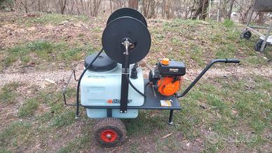 Motopompa irroratrice a carriola Comet