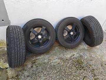 gomme più cerchi 215/70R16