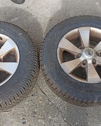 Gomme nuove Nissan terrano