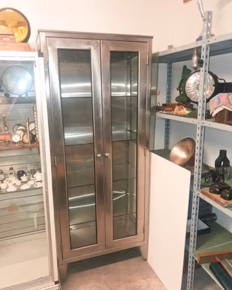 Armadio medico militare anni 50/60 vintage