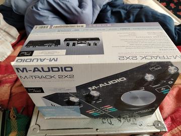 Scheda audio m trak 2x2
