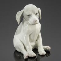 Statuina cane da caccia in porcellana