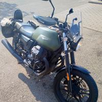 Moto Guzzi V7 III Stone 2017