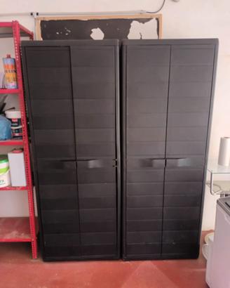 2 Armadi in Plastica da Esterno o Garage