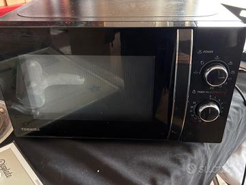 Forno Microonde Toshiba MW2-MG20P(BK)