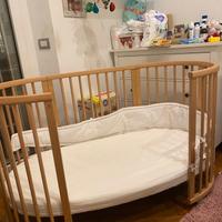 Lettino Culla Stokke con materasso e lenzuola