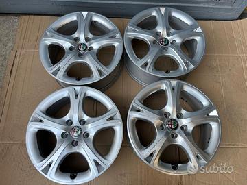 Cerchi da 17 Alfa Romeo Tonale Giulietta ecc