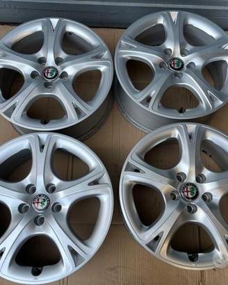 Cerchi da 17 Alfa Romeo Tonale Giulietta ecc