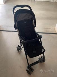 Passeggino leggero chicco