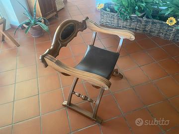 Sedia Savonarola vintage (1987) in legno massello