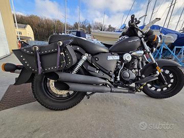 KEEWAY SUPERLIGHT 125