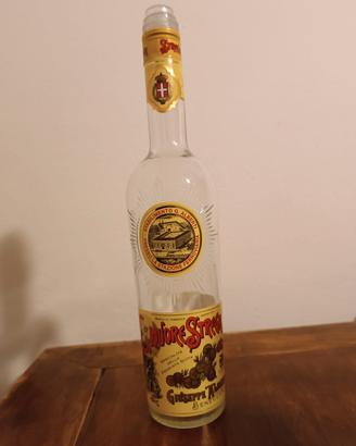 Bottiglia vuota di liquore Strega