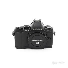 Olympus OM-D E-M5 - Black