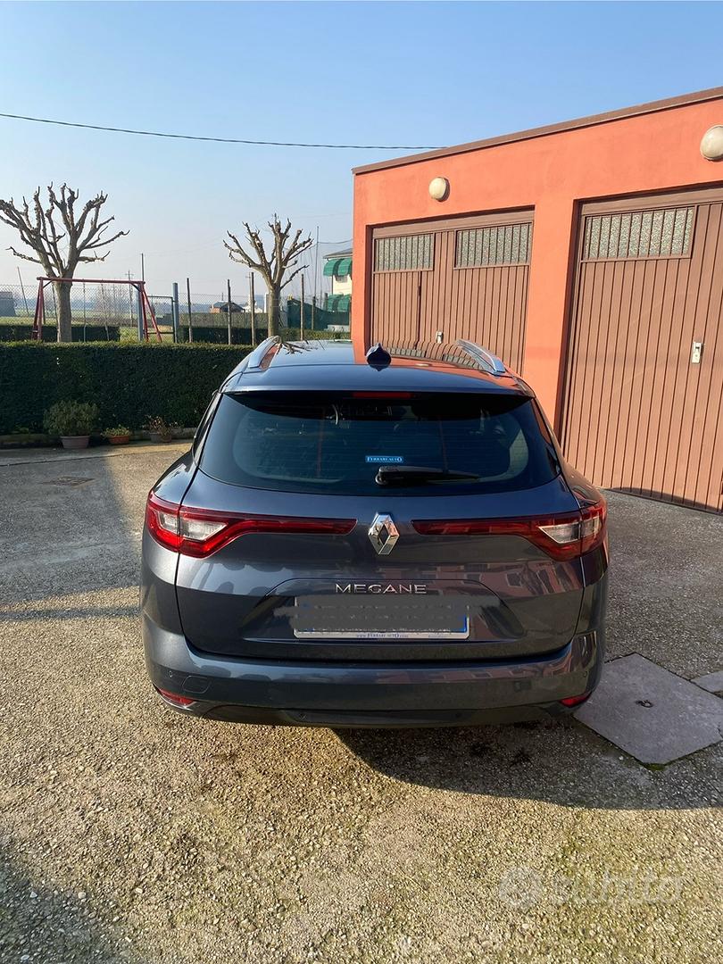 Renault Megane 2018 photo 3