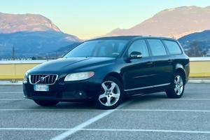 Volvo V70 2.0 D R-Design Neopatentati 2010