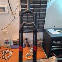 Forcella Marzocchi Bomber Z2 RAKE 44 MM
