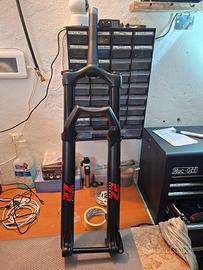 Forcella Marzocchi Bomber Z2 RAKE 44 MM