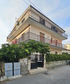 Appartamento Montepaone [Cod. rif 3386482VRG]