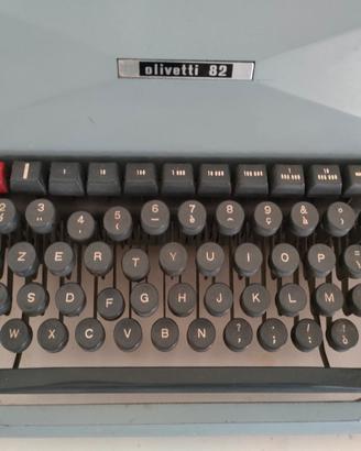 Olivetti Diaspron 82 macchina da scrivere