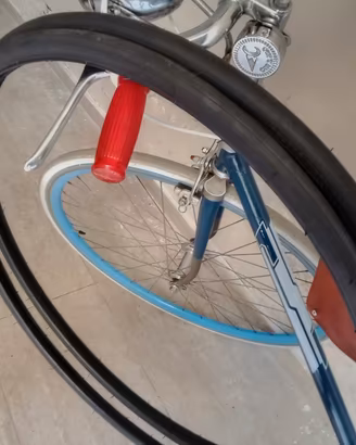 coppia di copertoni 