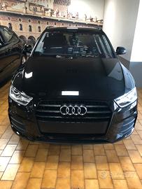 Audi Q3 2.0 TDI 120cv S-tronic | Black Edition |