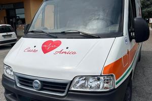 Ambulanza completa e attrezzata – pronta all’uso